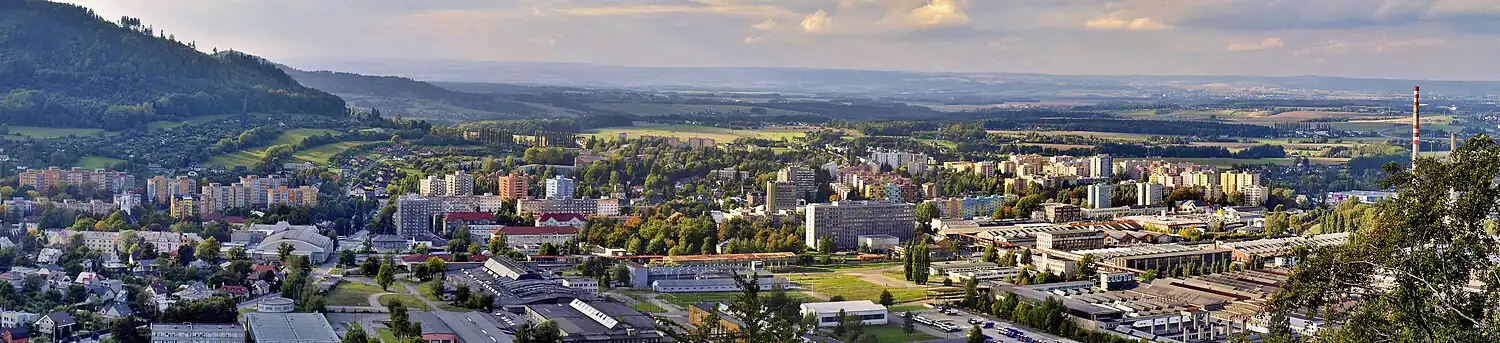 Pohled na město z Bezručovy vyhlídky