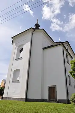 Vchod sakristie a panské oratoře kostela sv. Kateřiny (Vysoké nad Jizerou)