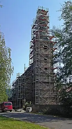 Věž kostela sv. Floriána v roce 2012