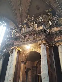 Varhany v kostele na Karlově