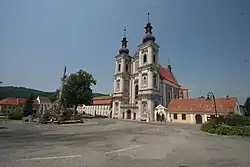 Kostel Navštívení P. Marie (Lomnice).JPG