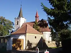 Římskokatolický kostel sv. Petra a Pavla