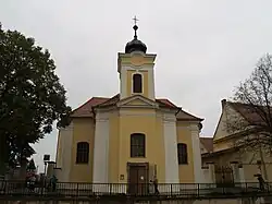 Farní kostel Povýšení sv. Kříže