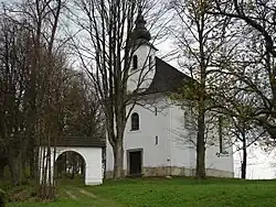 Kostel Povýšení svatého Kříže.jpg