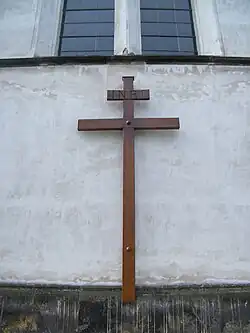 Kříž na východní straně