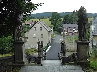 Schodiště před kostelem (2006)