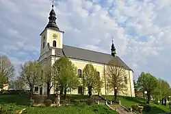Kostel sv. Jiri (Velke Opatovice).JPG