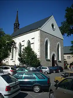 Farní kostel sv. Josefa u zámku Hrubá Skála