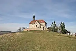 Kostel sv. Václava (Chvojínek).JPG