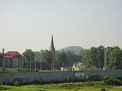 Kostel svatého Františka a Viktora v Hrušově.jpg