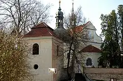 Zvonice a kostel svatého Linharta v Cítově