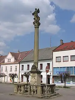 Kostelec nad Orlicí - Marian Plaque Column.jpg