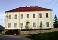 Bývalá škola, donedávna obecní úřad
