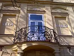 Průčelí vily Koulka