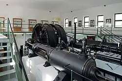 Parní těžní stroj