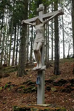 Krucifix na Kreuzbergu v Krásně