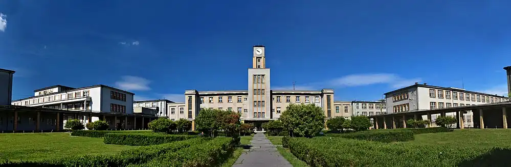 Thomayerova nemocnice v létě 2017