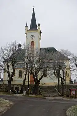 Kostel sv. Petra a Pavla v Krajkové