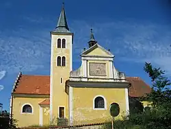 Bývalý farní kostel sv. Vavřince v Kraselově.