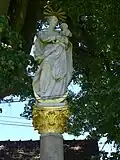 Krasonice_-_sloup_se_sochou_Panny_Marie_1.JPG