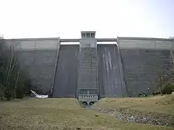 Vzdušná strana hráze