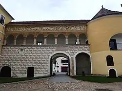 Krnov, zámek, nádvoří (3).JPG