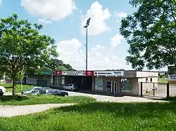 Vstup na fotbalový stadion na Obvodové ulici