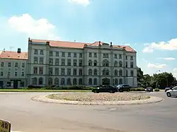 Budova B, nám. Míru 517