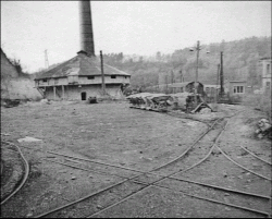 Boční pohled na pec k pálení vápna (součást areálu vápenky)