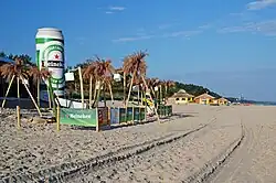 Pláž na pobřeží Baltského moře v Krynici Morské