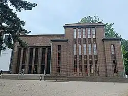 Hlavní vchod do muzea