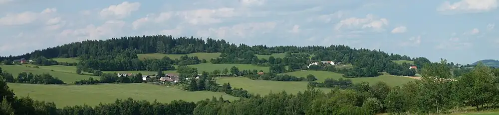 Panorama Kváskovic od Zálesí