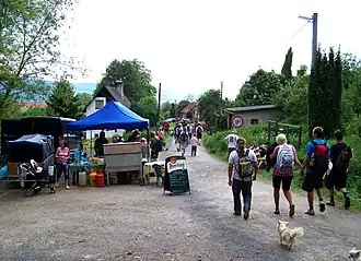 Občerstvení v Kvašťově, nedaleko cíle v Prčici (2011)