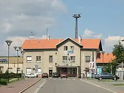 Budova stanice před rekonstrukcí (2008)