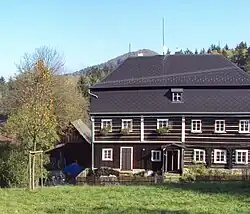 Kytlice stavení.jpg