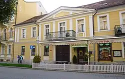 Lázeňský dům Paříž (dnes Cukrárna Toša).jpg