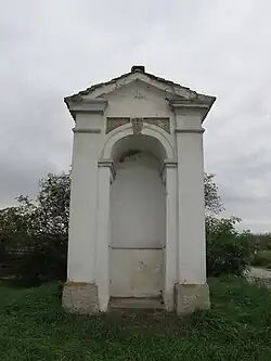 Kaplička při cestě na Zeměchy