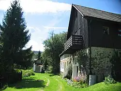 Část Lídlových Dvorů