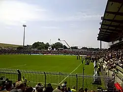Stadion Lohmühle (Die Haupttribüne, Blöcke A a B)