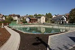 Náves s rybníčkem