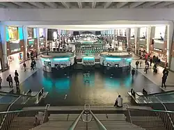 Podzemní vestibul stanice La Défense