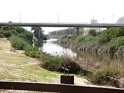 Dolní část toku Lachiše v Ašdodu.