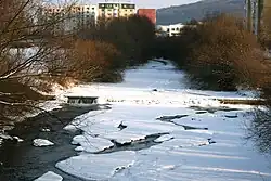 Zamrzlá Ladomirka ve Svidníku těsně před soutokem s Ondavou