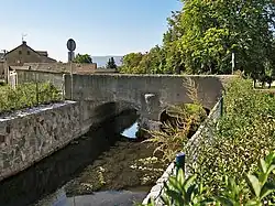 Lahošť, mostek přes Bouřlivec.jpg