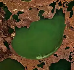 Jezero ze satelitu Sentinel-2 (2020)