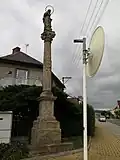 Lanškroun, sloup se sochou Panny Marie Immaculaty.JPG