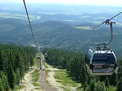 Pohled z kabinky na Janské Lázně