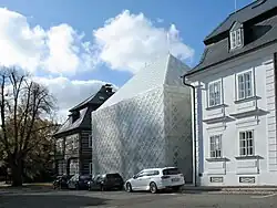 Skleněný dům firmy Lasvit v Palackého ulici v Novém Boru, okres Česká Lípa