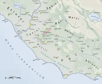 Poloha bojiště označena červeným bodem a šipkou