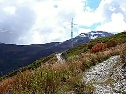 Pohled do sedla ze severního svahu